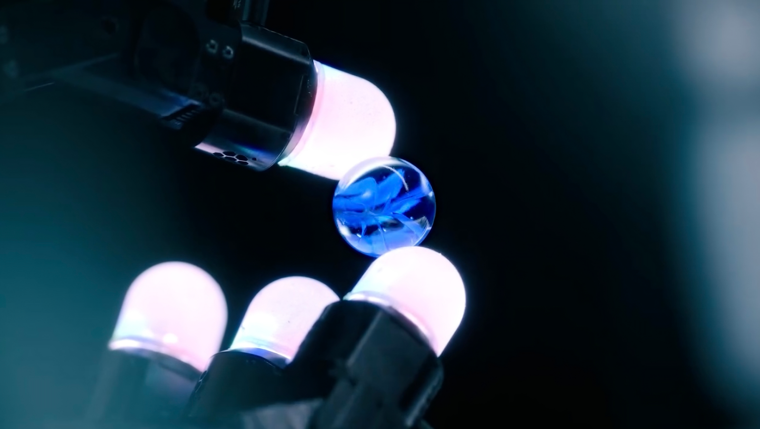 Meta membuat tangan robot yang bisa 'merasakan' sentuhan