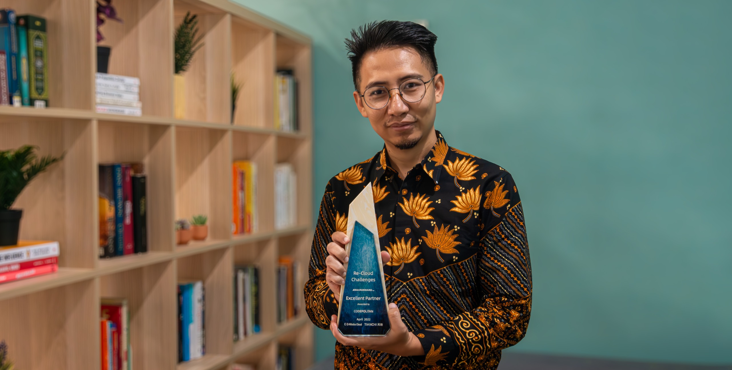 CODEPOLITAN Raih Penghargaan sebagai Excellent Partner di ajang Re-cloud dari Alibaba Cloud